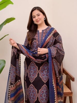 Auvoria Women Viscose Printed Kurta and pant Set with Dupatta