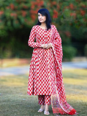 Auvoria Women Viscose Printed Kurta and Pant Set with Dupatta